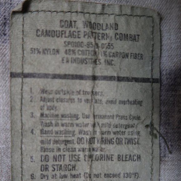 Men's Military Issue Woodland Camouflage Pattern Combat Coat Size Large/Regular - Picture 6 of 16